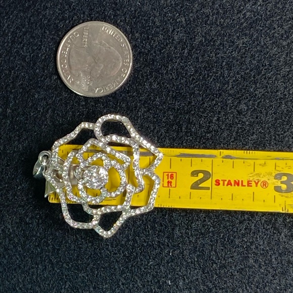 Silver Jeweled Flower Necklace Charm Free AnyOrder - Picture 2 of 3